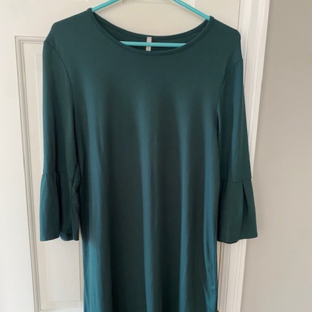 Pleated Sleeve Hunter Green Midi Dress